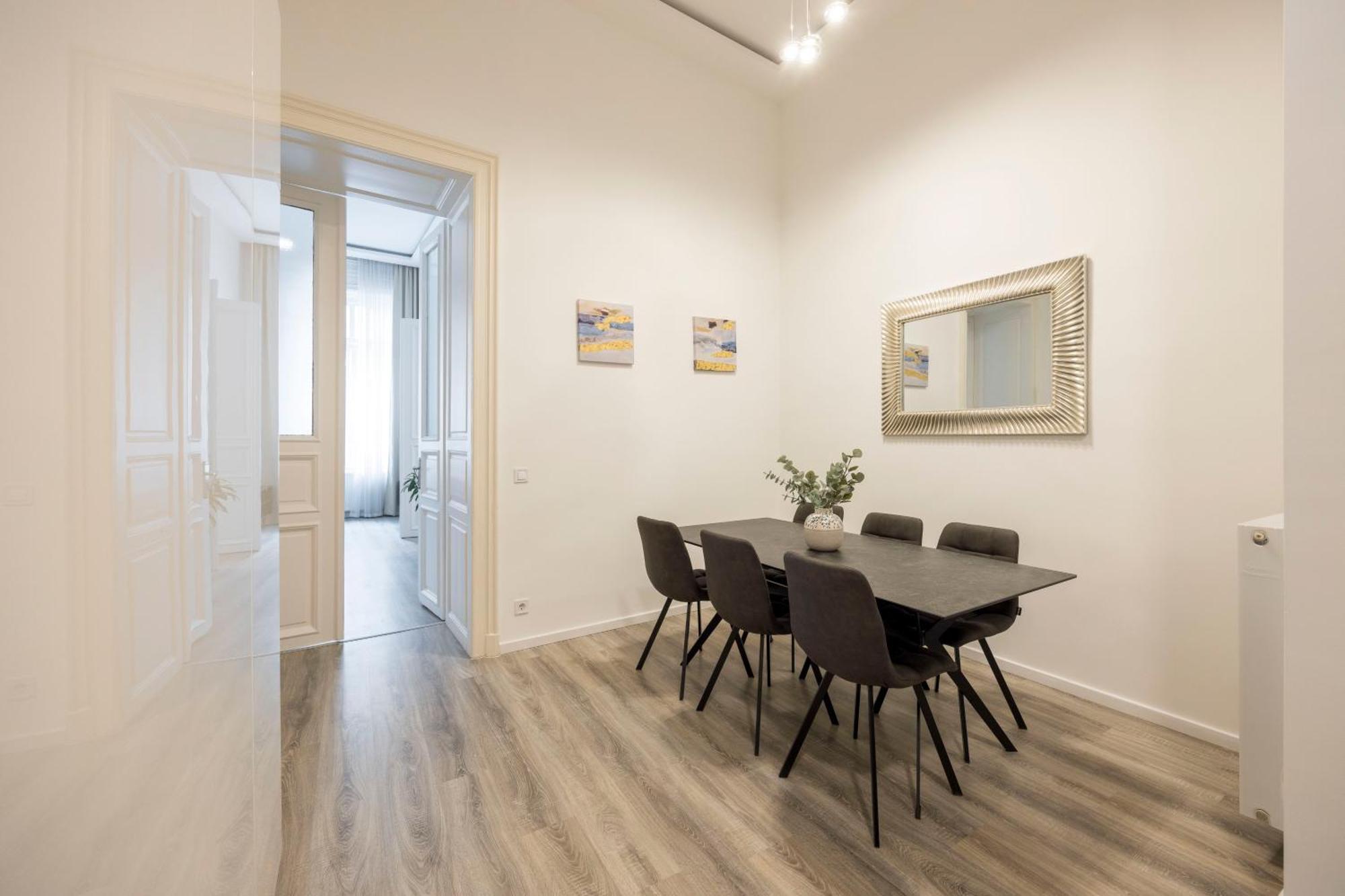 Majestic Dream Home In The Heart Of بودابست المظهر الخارجي الصورة
